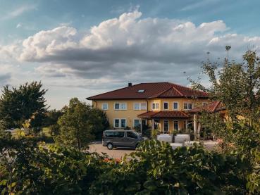 „Tasting and Dining“ im Garten